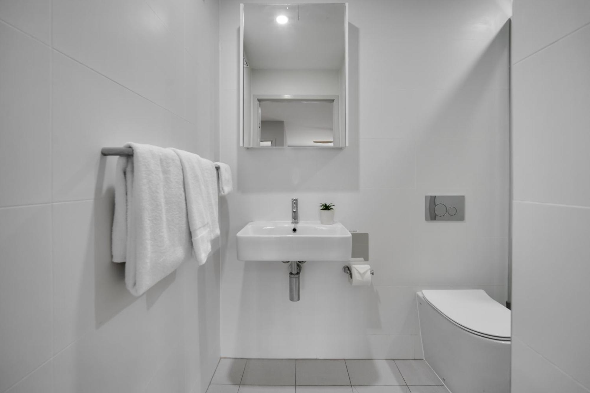 Belmoral Corporate Suites (Adults Only) Townsville Exterior foto