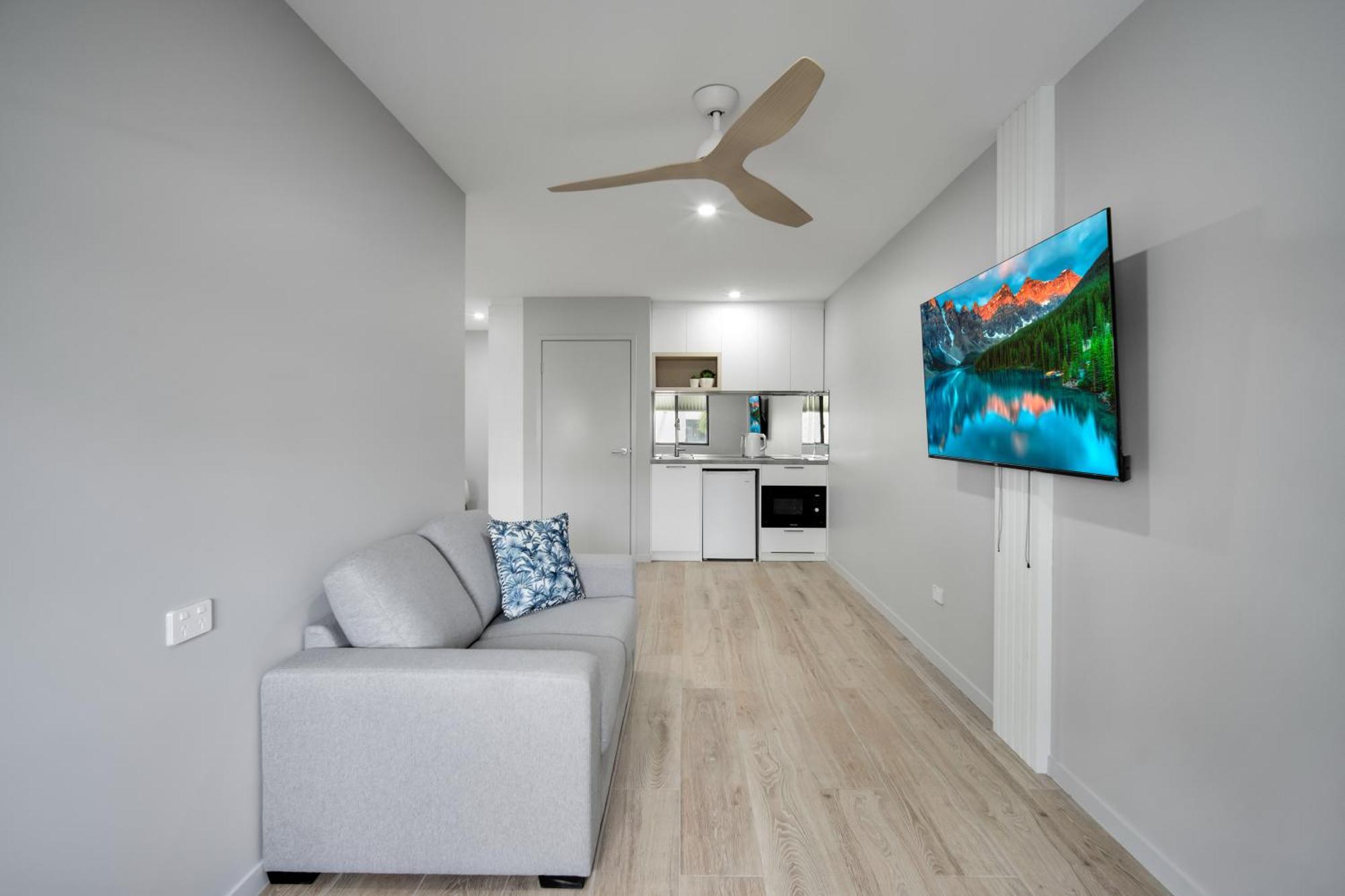 Belmoral Corporate Suites (Adults Only) Townsville Exterior foto